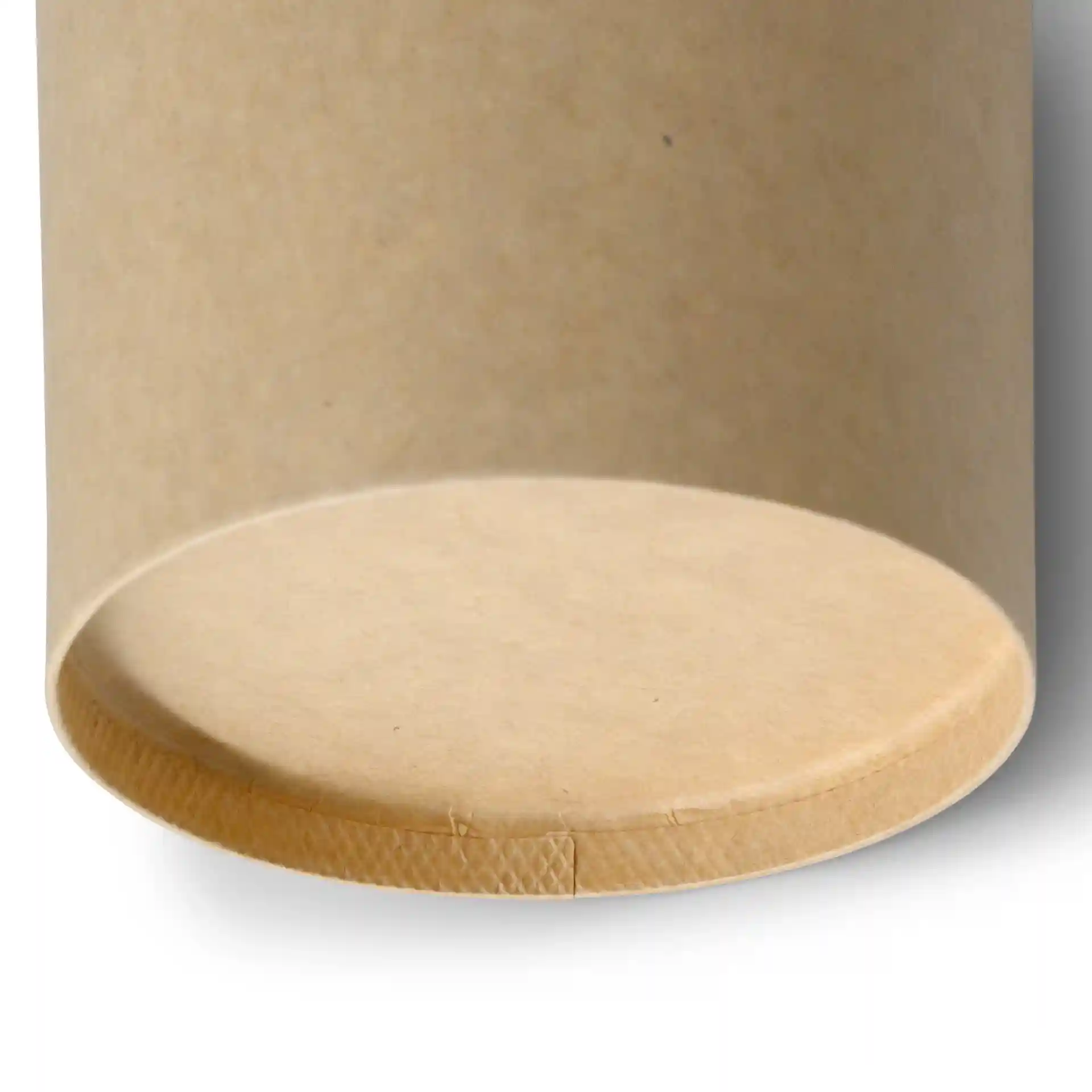 Brown cardboard soup cup with a round shape and a base diameter of 93 mm, showing the bottom edge and coating details.