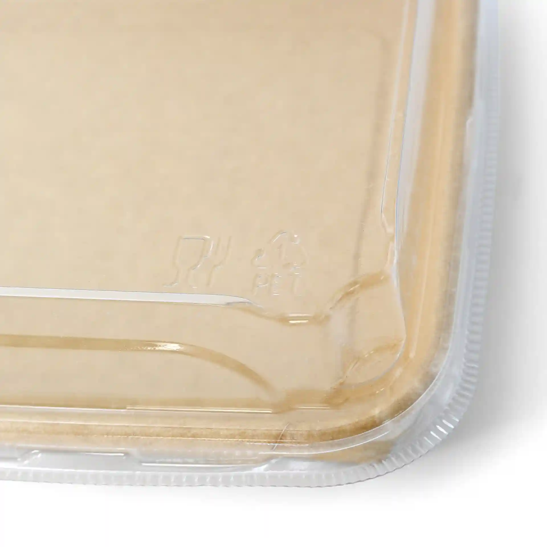Transparent PET lid for sushi boxes, measuring 24 x 15 cm, with visible markings on the edge.