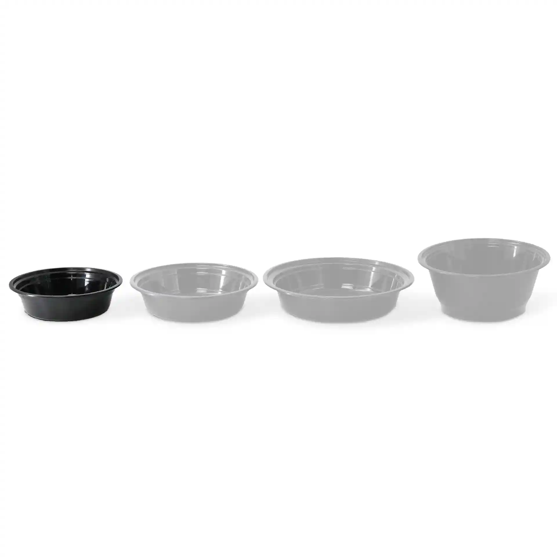 Four round black reusable plates made of PP, varying in size, displayed from smallest to largest.