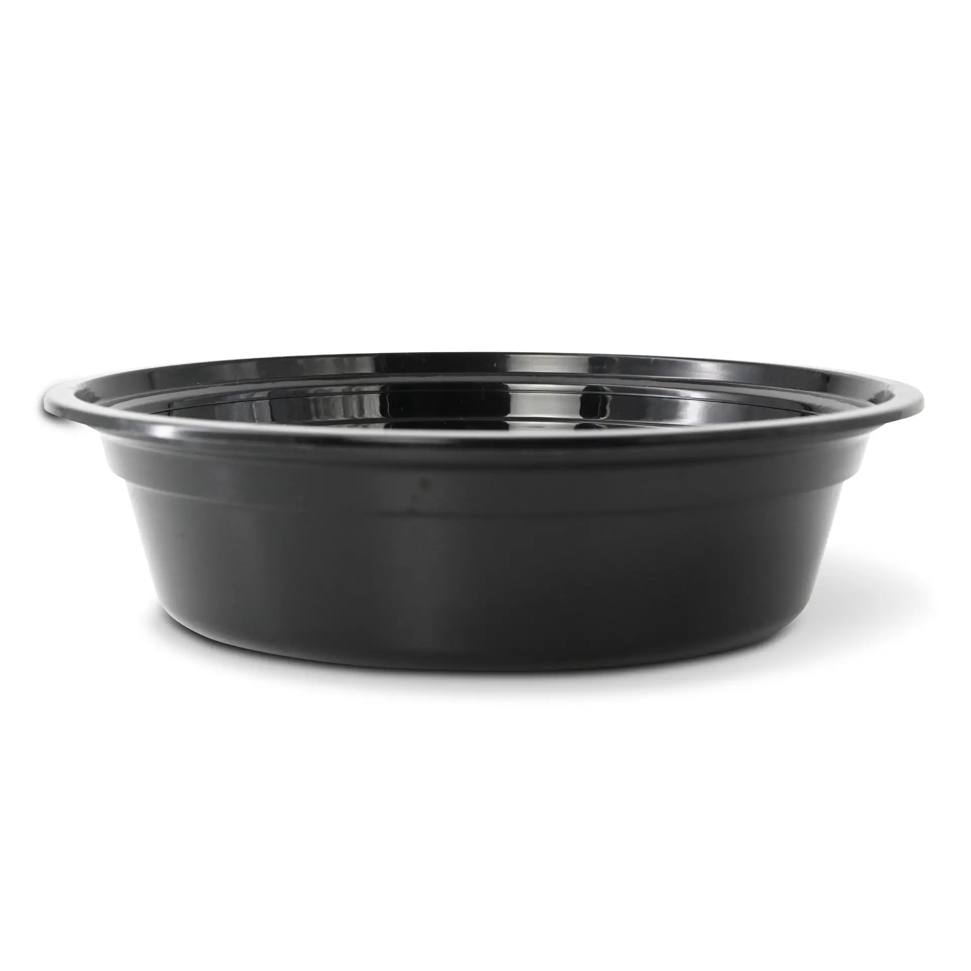 Reusable round black plate made of PP, 450 ml capacity; suitable for hot and cold dishes, microwave and dishwasher safe.