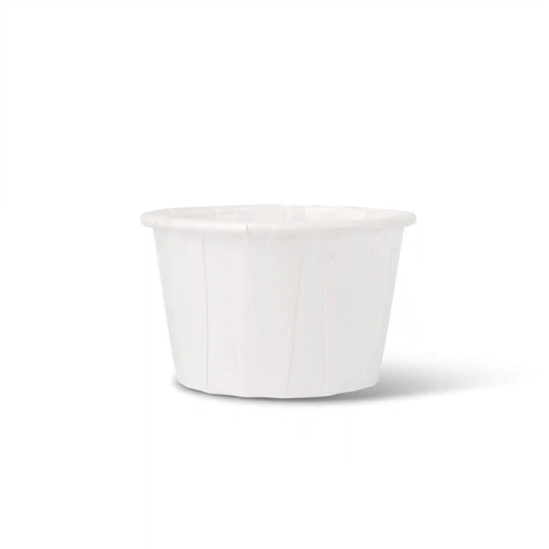 White paper cup with a height of 30 mm and a top diameter of 52 mm, holding 45 ml.