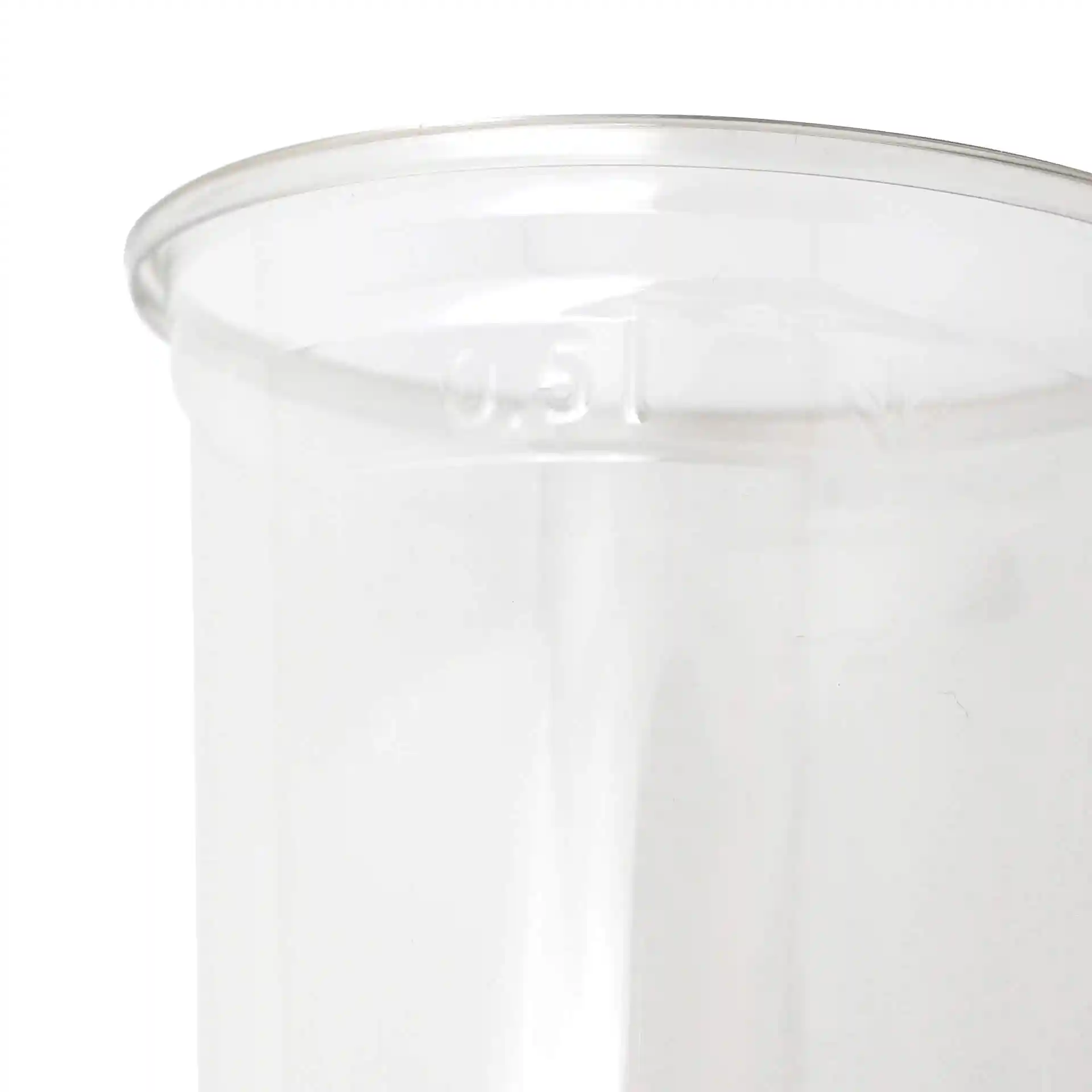 Clear plastic cup with a diameter of 94 mm at the top and 61 mm at the bottom, showing the rim and part of the body.