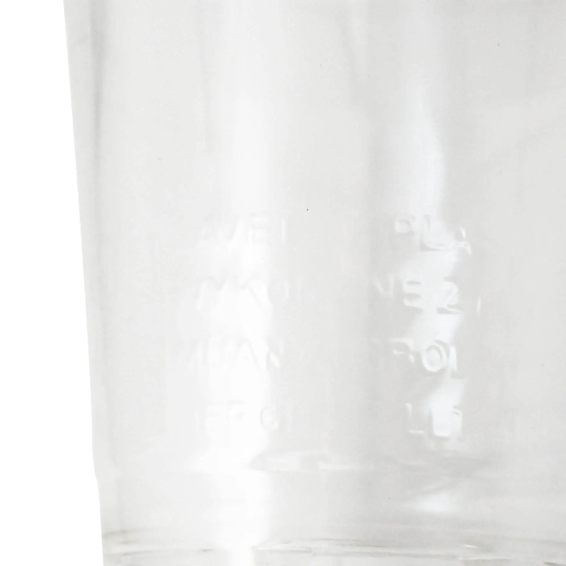 Clear disposable cup made from 100% recycled PET; suitable for cold beverages; fill line with CE marking.