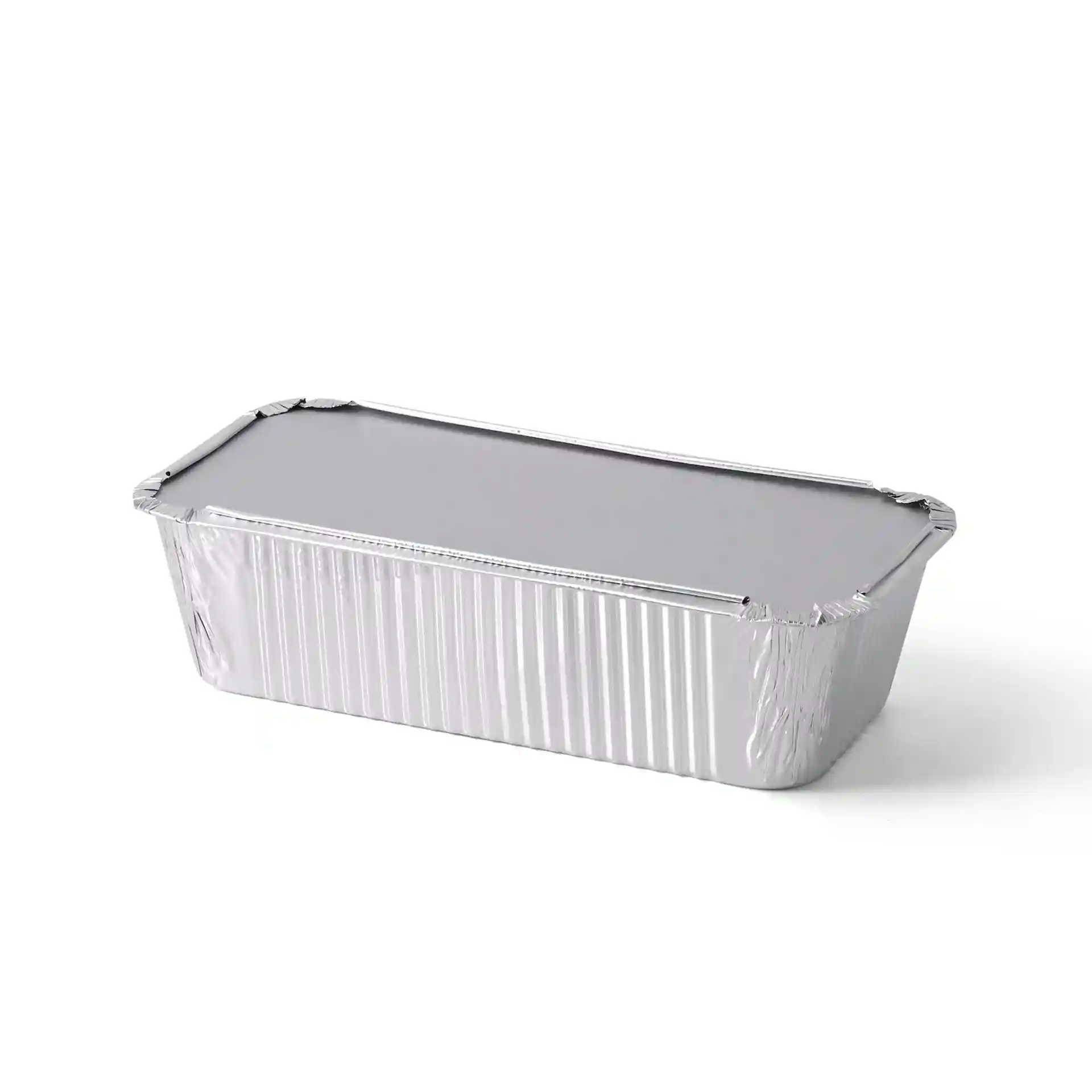Rectangular aluminium container with a lid, measuring 21.8 x 11.3 x 5.4 cm and a volume of 900 ml.