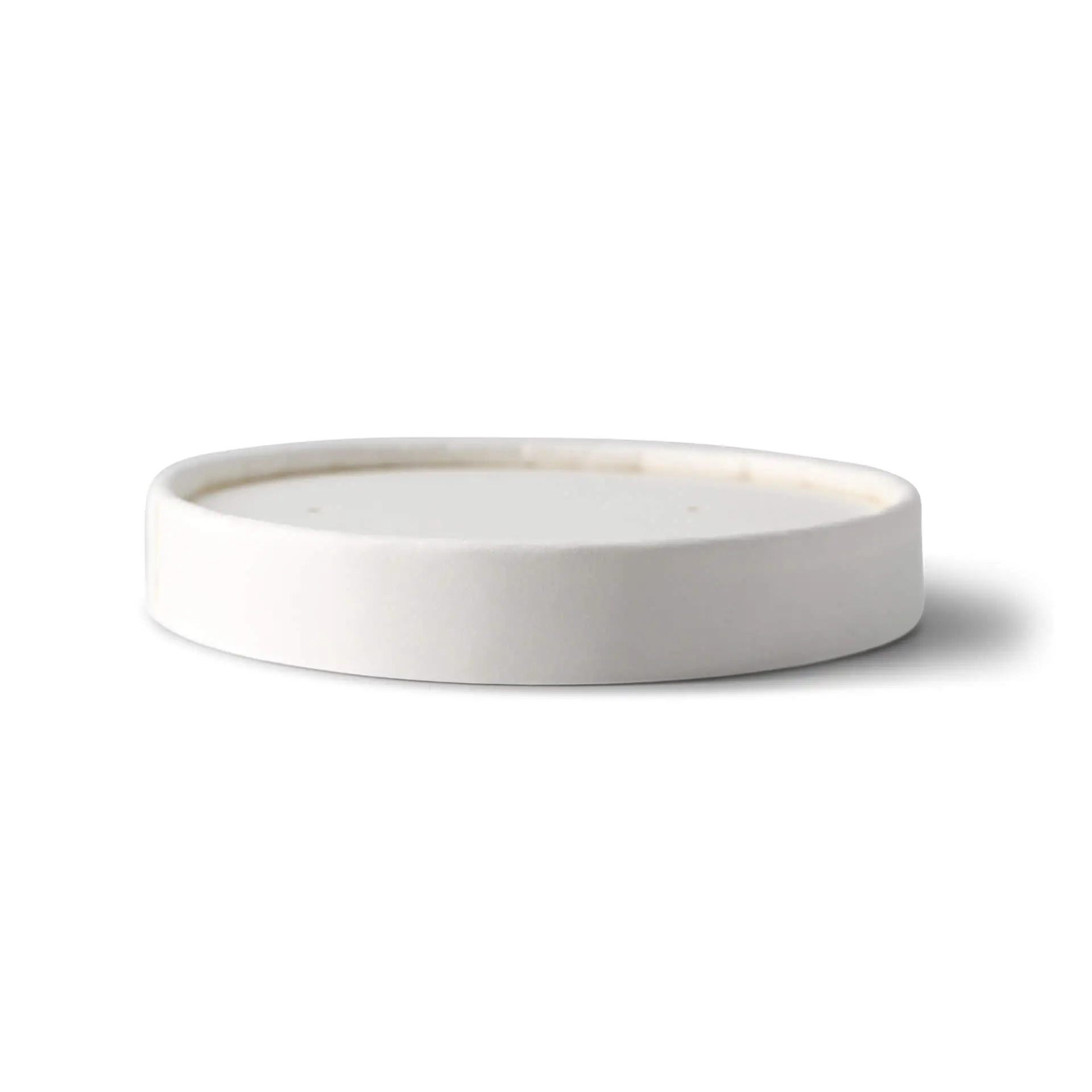 White cardboard lid with a diameter of 100 mm and a height of 17 mm, shown from the side.
