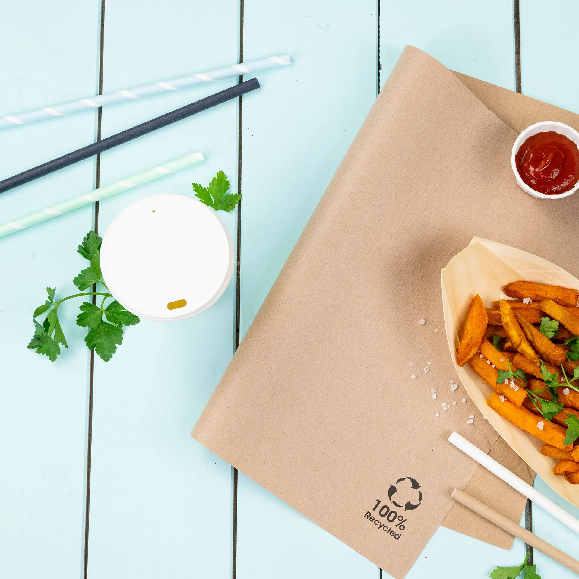 20 cm, Ø 0.5 cm Paper-straws, black, vertical splice