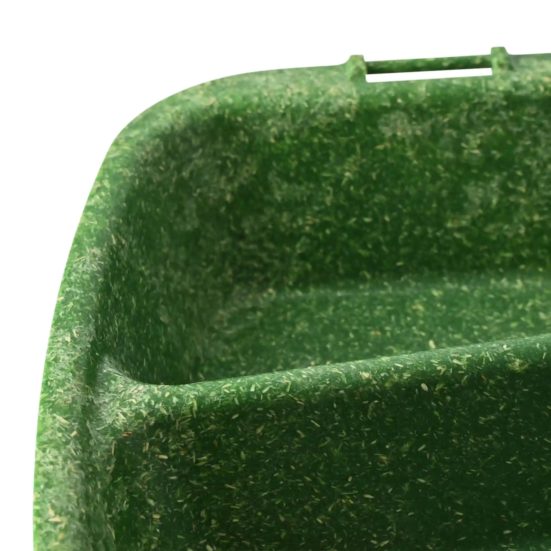 Green reusable meal container with three compartments, measuring 24.5 x 20 x 4.5 cm.