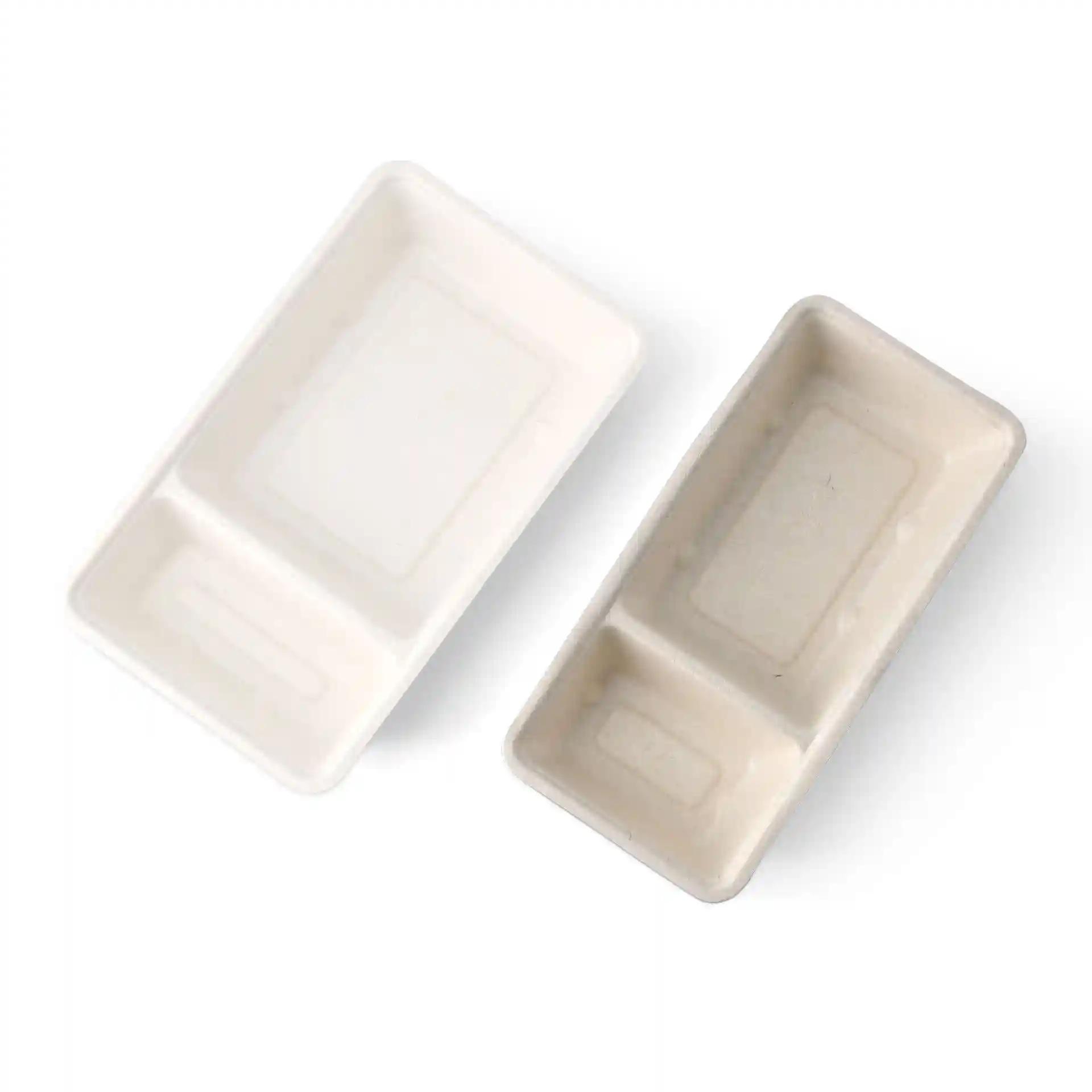 Rectangular cream white bagasse chip tray with two compartments, measuring 9.5 x 20 x 3.5 cm.