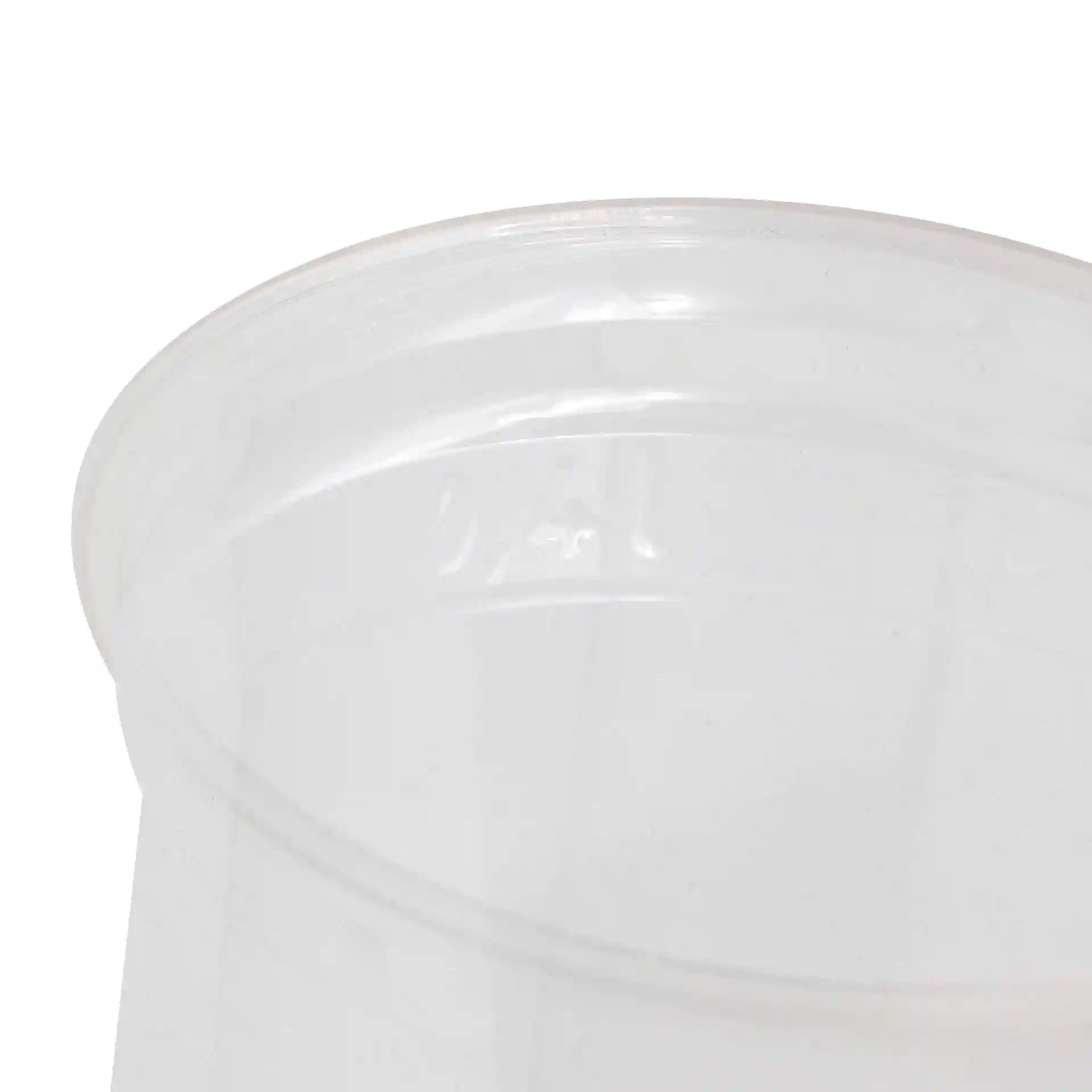 Transparent plastic cup with a diameter of 95 mm and height of 126 mm, showing the rim and inner surface.