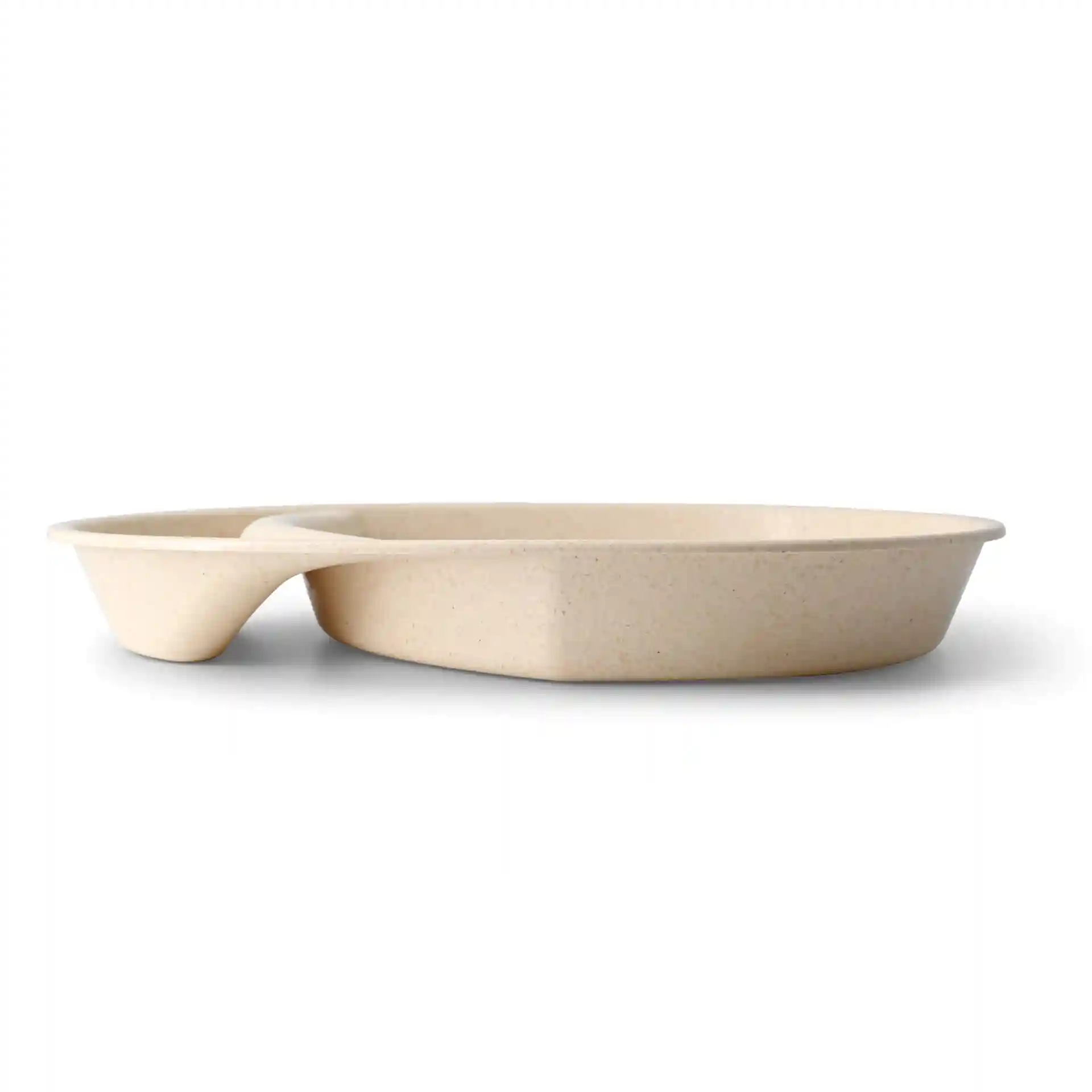 Reusable divided plate with two compartments, creamy white color, dimensions 27.5 × 20 × 3.5 cm.