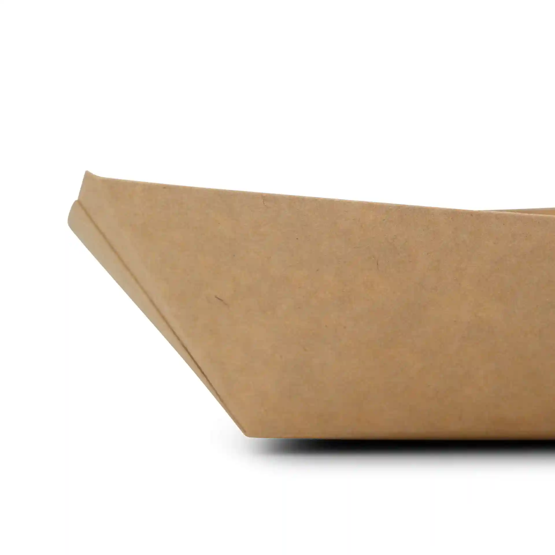 Brown cardboard snack tray with a tapered design, measuring 17 x 12 x 4 cm.