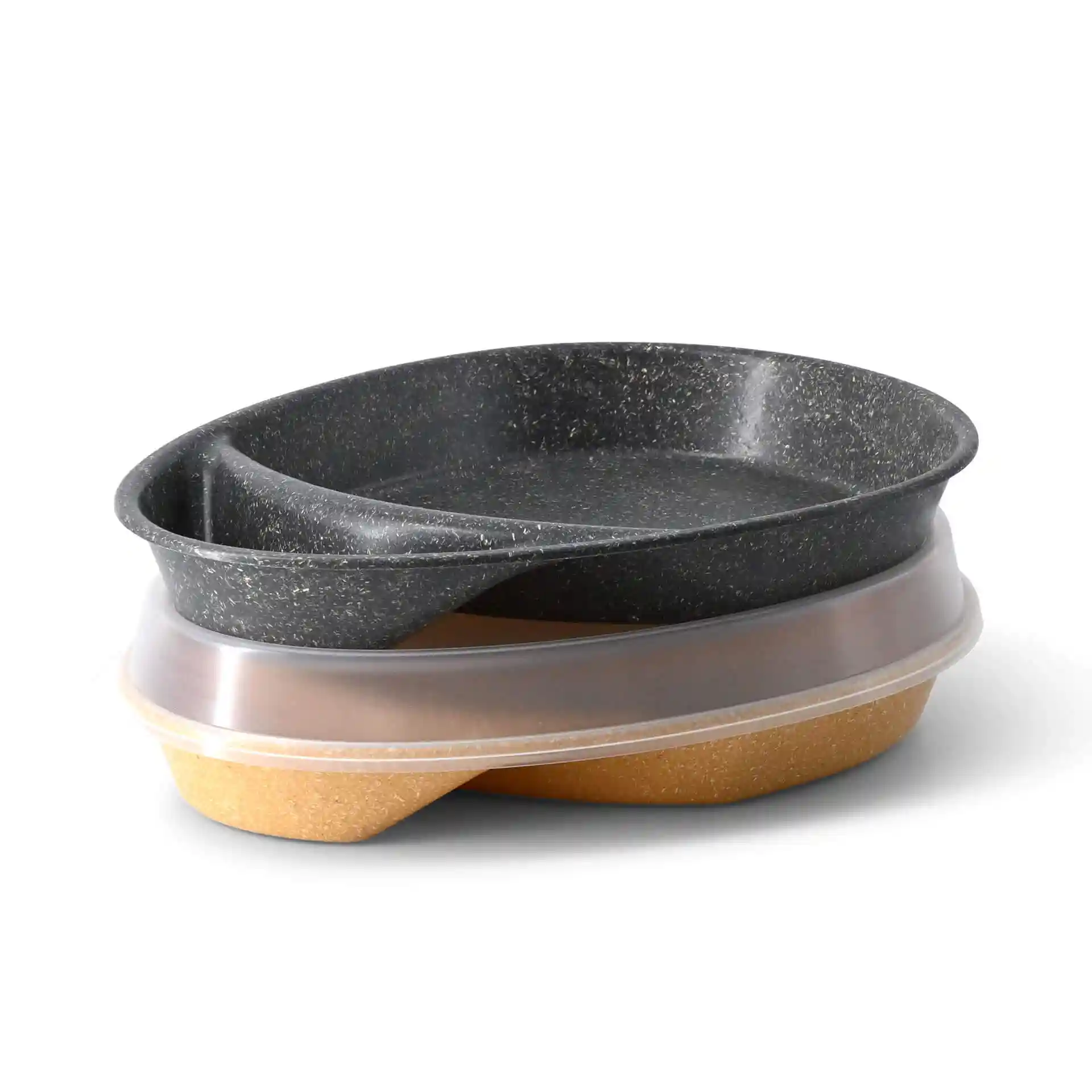 Reusable divided plate in grey with two compartments, measuring 27.5 × 20 cm, stacked with a transparent lid.
