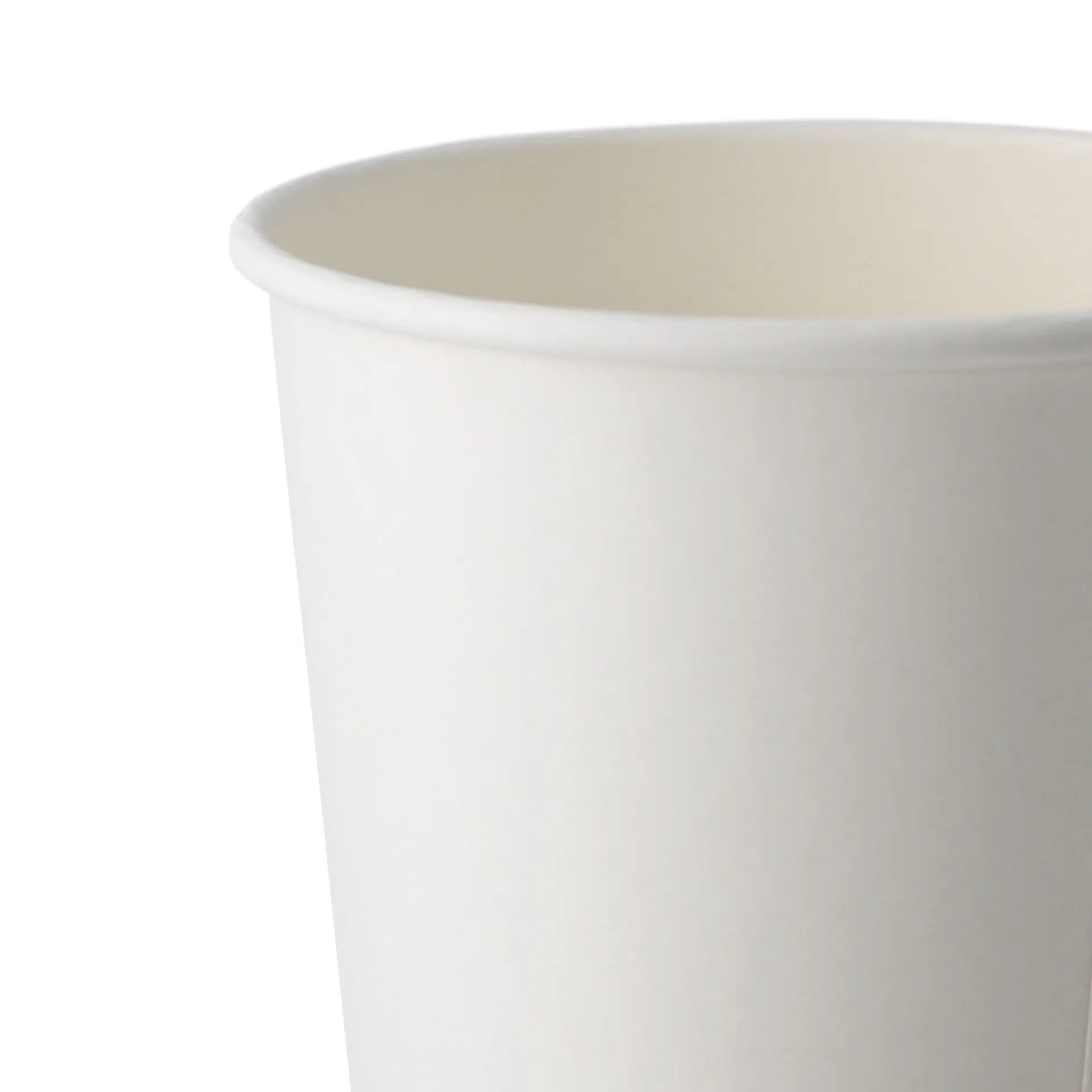 Single-wall white paper cup, 500 ml, PLA-coated, suitable for hot and cold drinks.