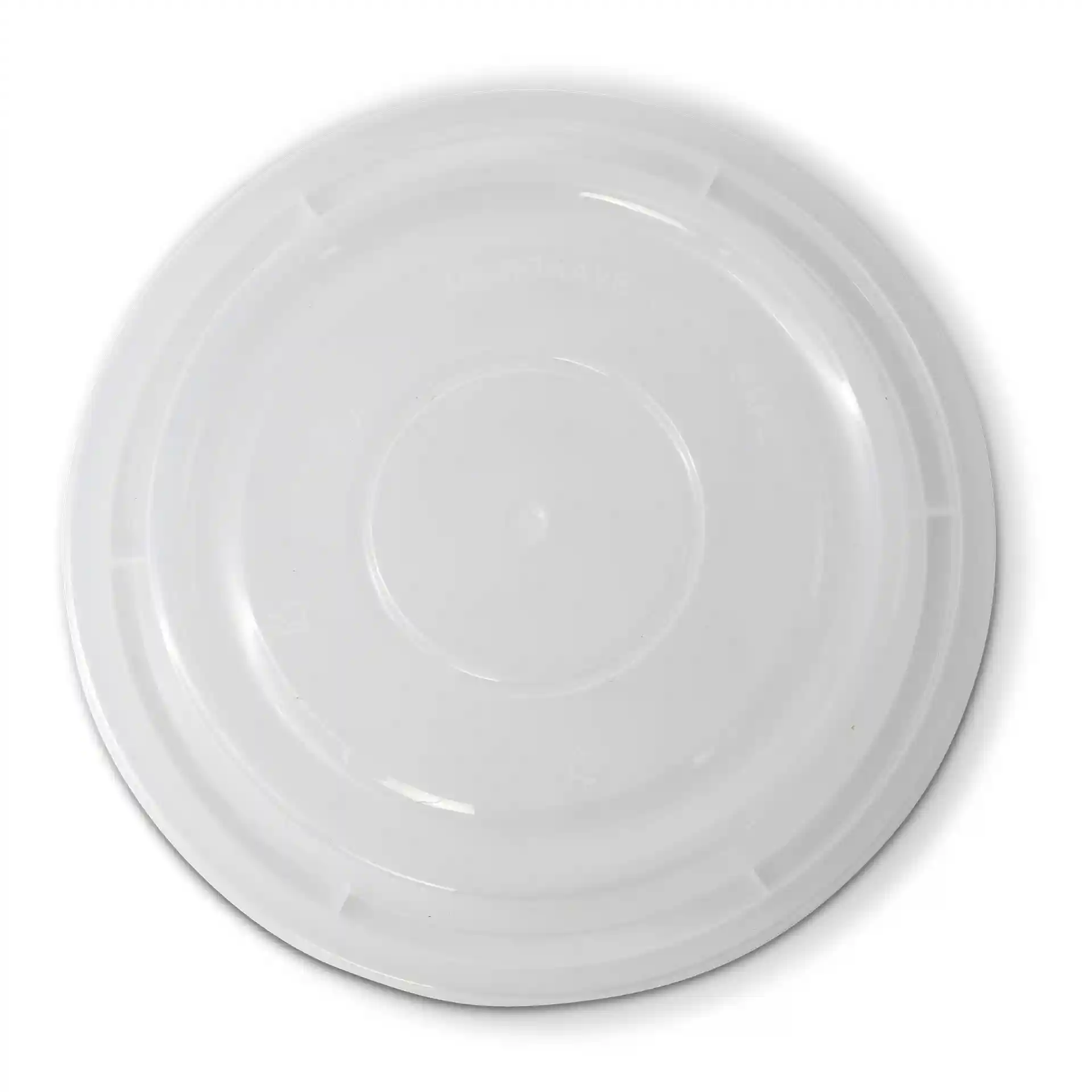 Transparent round lid made of polypropylene, measuring 160 mm in diameter and 15.2 mm in height.