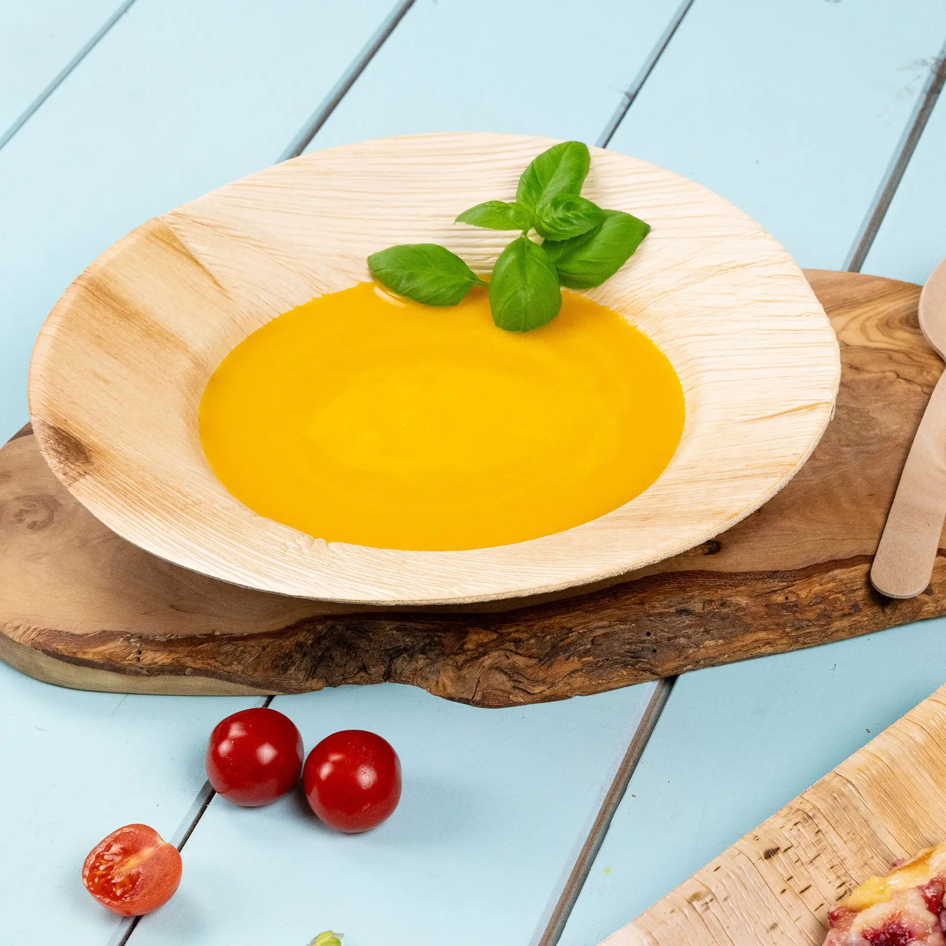 Palm leaf plates "Palmware®" Ø 23 cm, deep, round, with rim