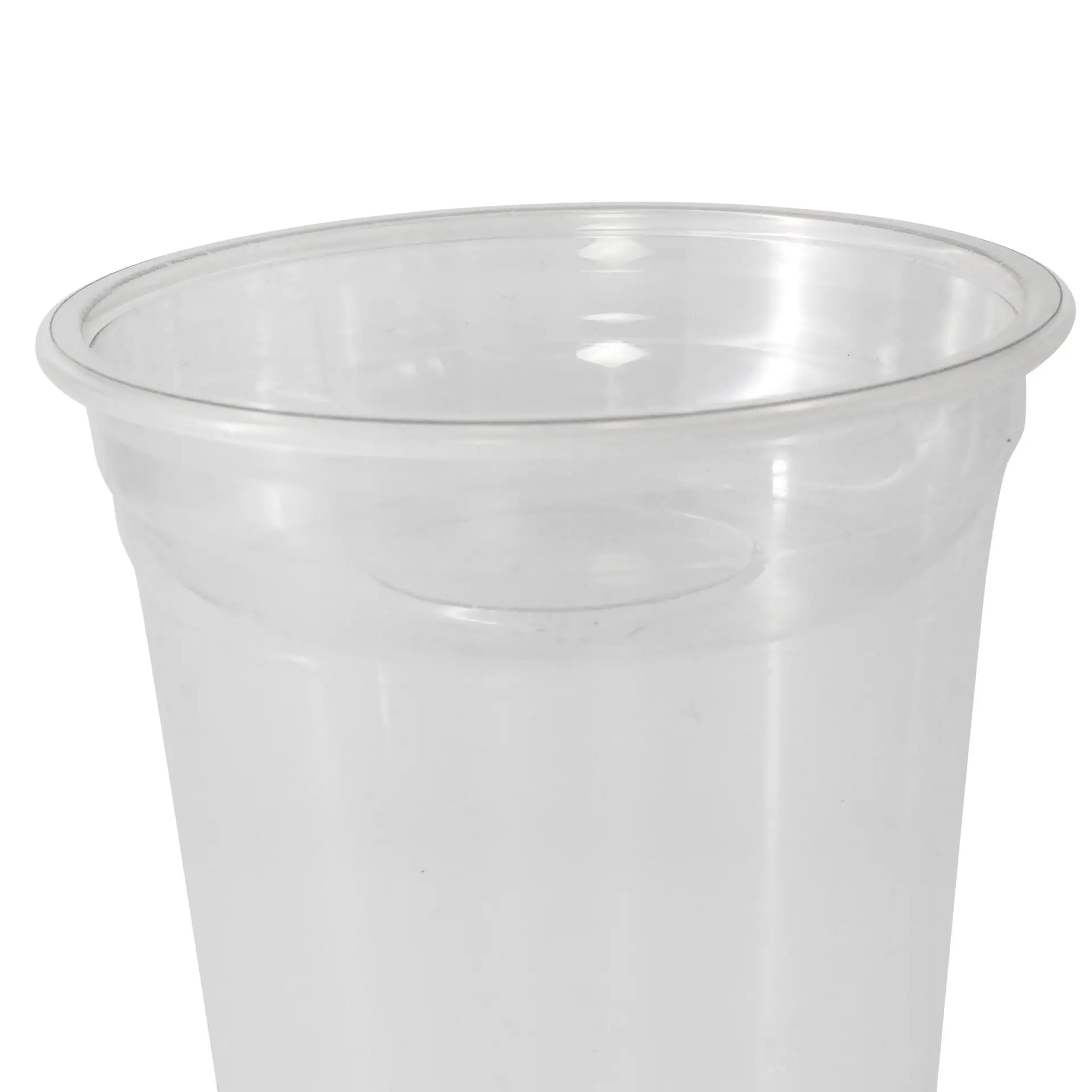 Clear PET insert cup with a diameter of 95 mm and a brimful volume of 130 ml.