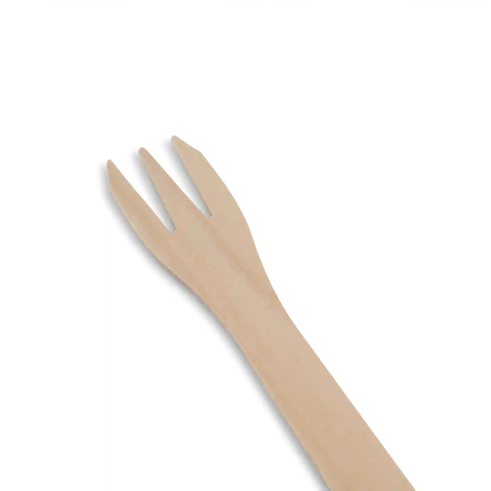 Wooden chip fork with three prongs, measuring 17.5 cm in length, on a white background.